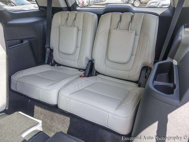 2017 Ford Explorer AWD Platinum 4dr SUV